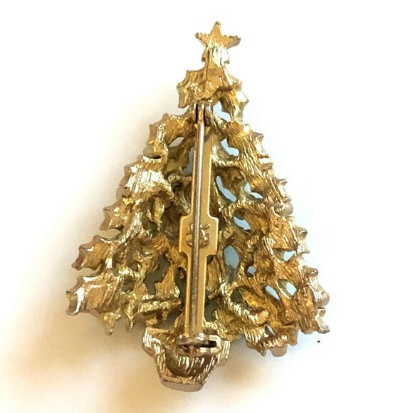Vintage JJ JONETTE 2" Christmas Tree Brooch Pin Gold Metal Green Enamel Holly - Picture 3 of 4